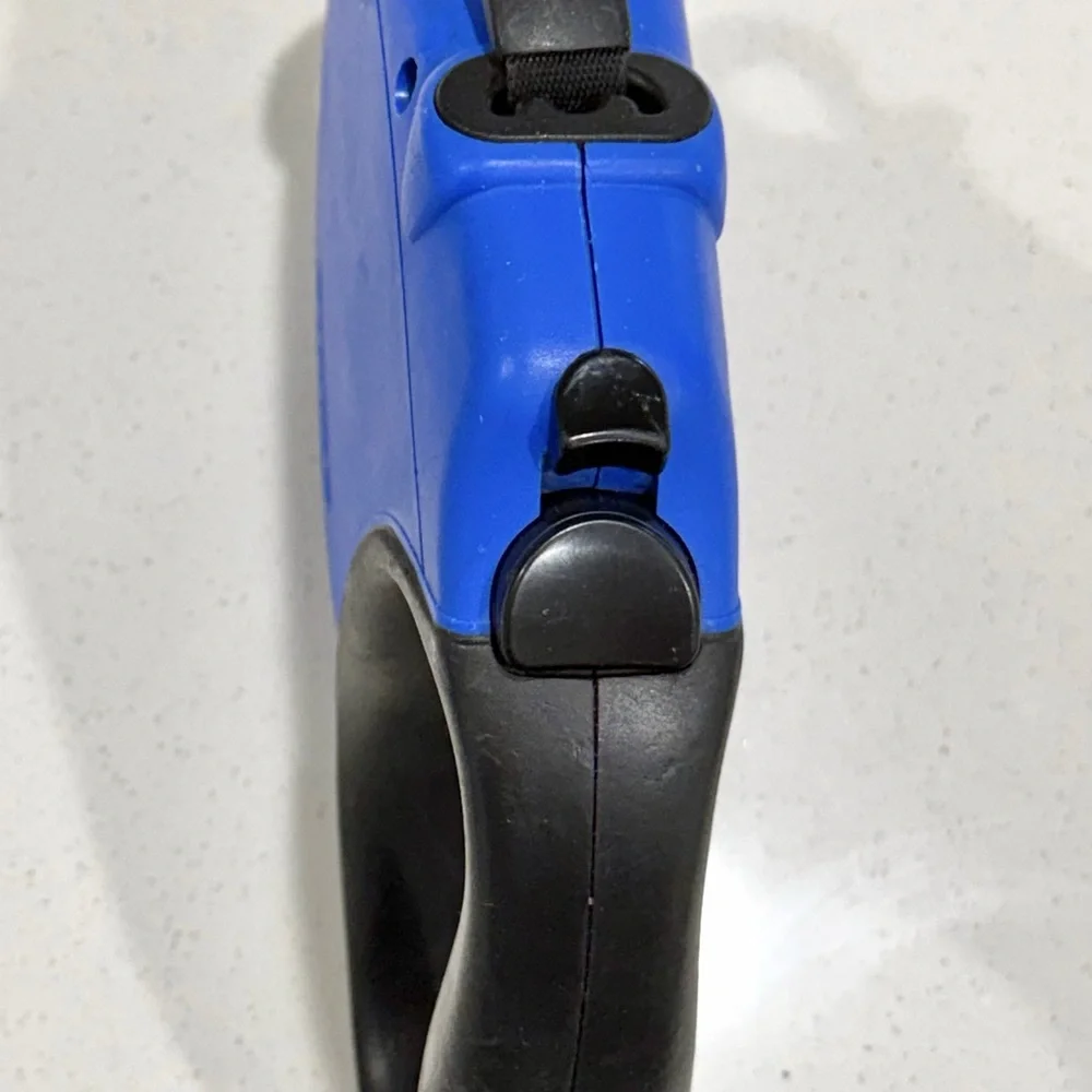 Flexi Freedom Retractable 16’ Leash Tape, Soft Grip Handle (Blue/Black)-Large